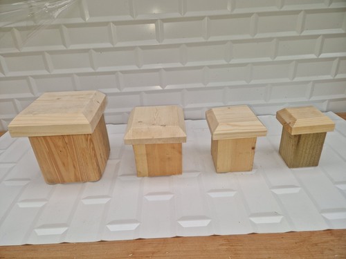 Fence post caps - , read