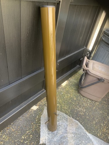 Metal post painted 900mm - post,